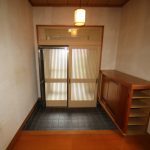 (玄関)